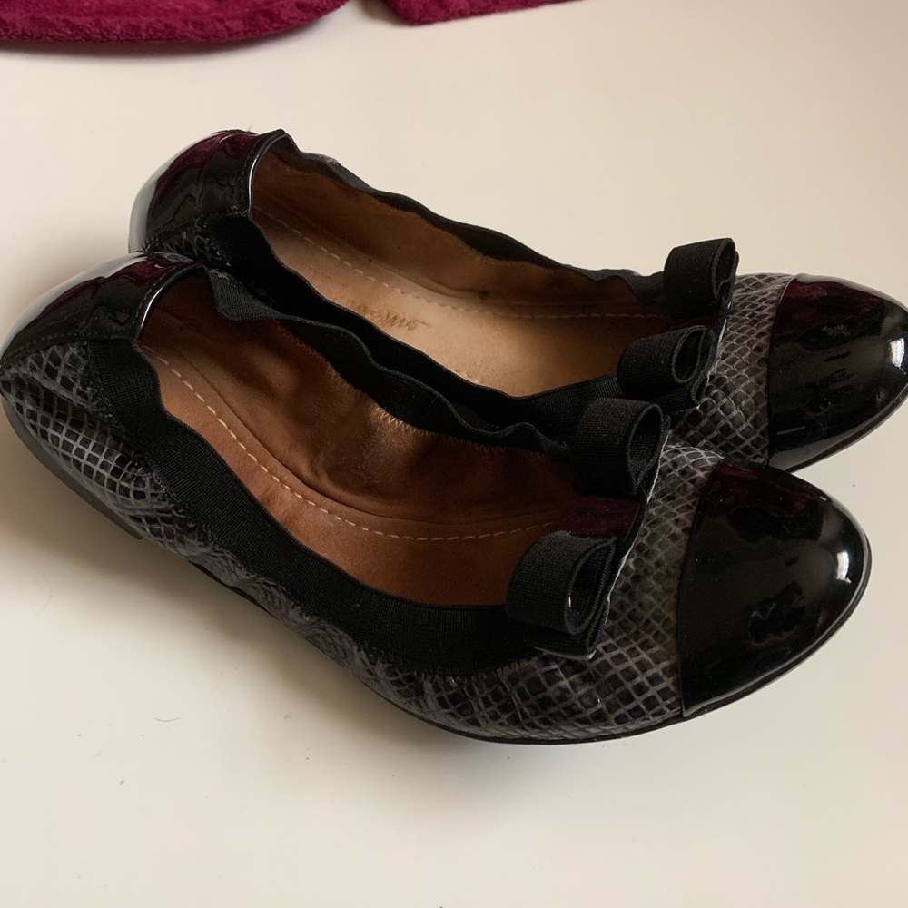 Salvatore ferragamo flats